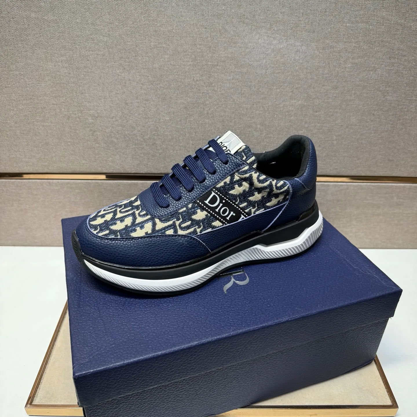 Men's men's shoes 💰pp462 [Dior~] Men's casual shoes 2025z cabinet sales simultaneously 🔶Size: 38-44 #️⃣ 🔷3 colors🔜The upper is made of multi-material splicing➕Mesh lining, comfortable and breathable, sole: original comfortable and wear-resistant outsole, ⚠️real thing📱photographed🎬real thing is better📢📢📢
